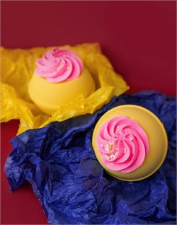 DUSHA Бомба-чаша для ванны "Лимонные меренги",жёлтая с наполнением из розовой пены, 320г GQFjcq2IjMOOFRRiUGAD40 - фото 21810