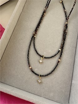 Чокер чёрный с мини-звездой J-m2yil8jp4ubmyyJIJbD2