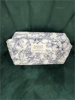 Косметичка бело-синяя 1oddxH0SiofEpr3DAFsQ02