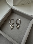 Серьги-Конго с сердцами (родиевое покрытие) 9urH0YwphoC0ZrewYx7Do3