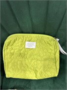 Косметичка салатовая yOvjemNBhIKhcpJSyejhk0